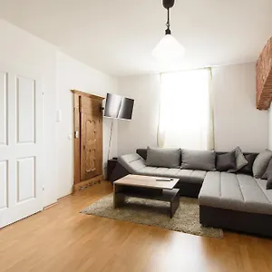 Apartment 1180