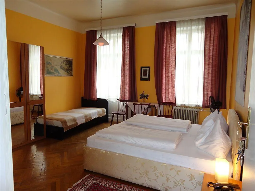 Hotel Pension Lehrerhaus Wenen