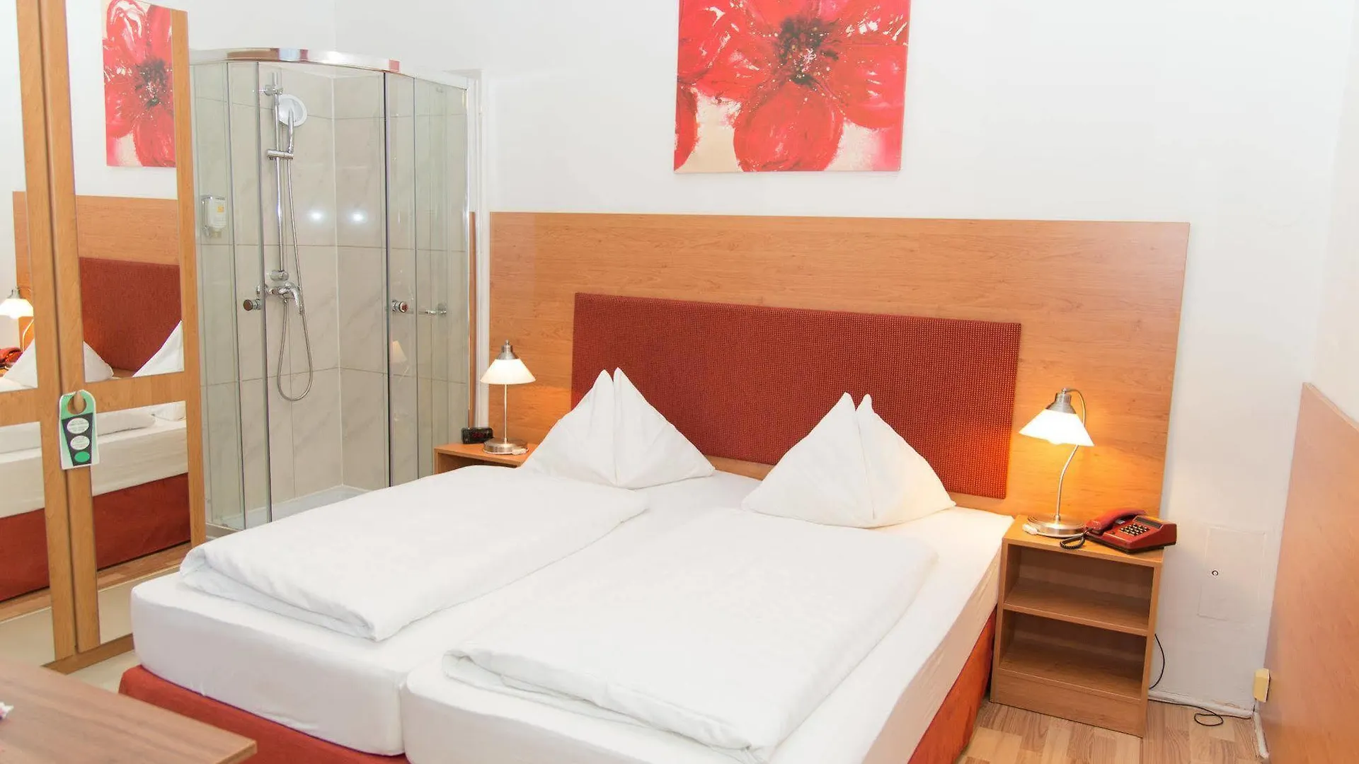 Pension Lehrerhaus Wenen 2*,